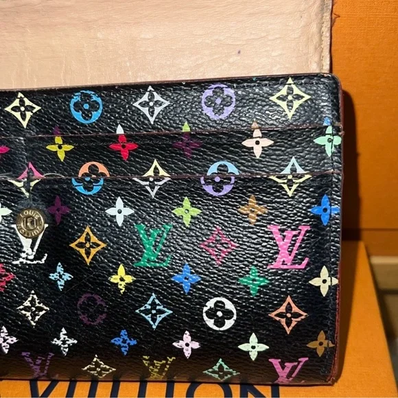 Louis Vuitton Murakami Sarah Wallet - Picture 11 of 16